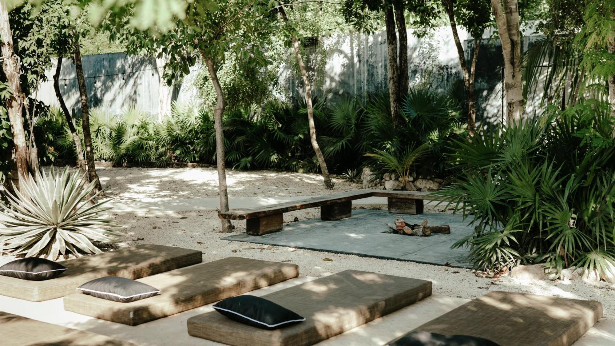 16Tulum Hotel Exterior photo